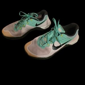 Nike Women's Multicolor Athletic Shoes